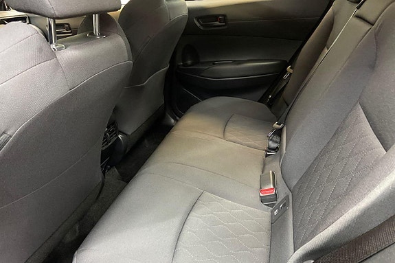 Toyota Corolla Cross 13 of 21