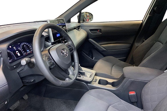 Toyota Corolla Cross 14 of 21