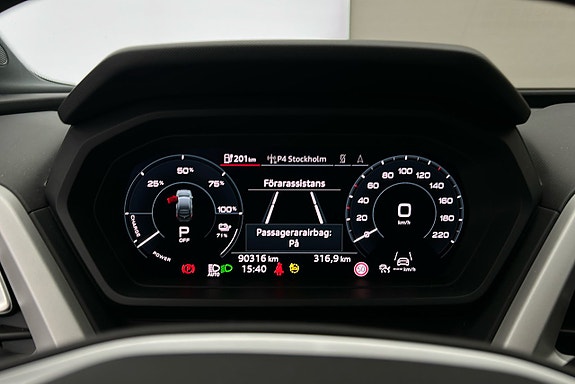 Audi Q4 e-tron 8 of 24