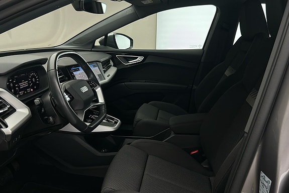 Audi Q4 e-tron 10 of 24