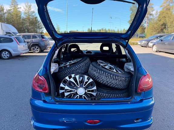 Peugeot 206 12 of 14