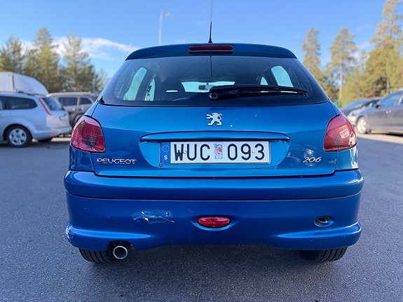 Peugeot 206 3 of 14