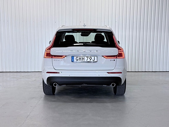 Volvo XC60 4 of 22