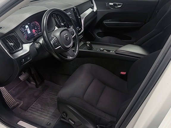 Volvo XC60 9 of 22
