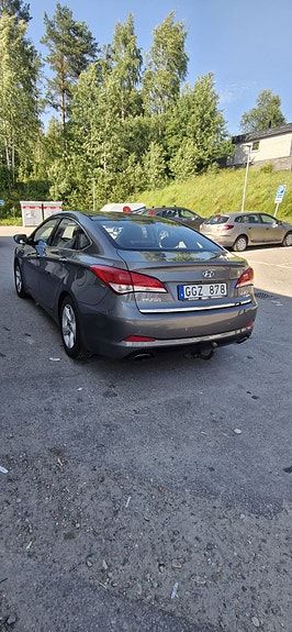 Hyundai i40 4 of 5