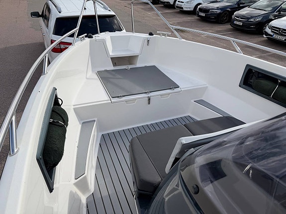 Bella 600R Mercury 150hk 2019 186tim Ekolod/GPS Ev byte/avbe 8 of 12