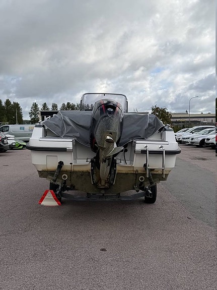 Bella 600R Mercury 150hk 2019 186tim Ekolod/GPS Ev byte/avbe 10 of 12
