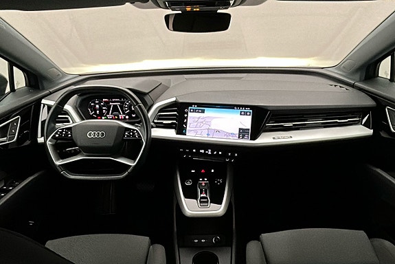 Audi Q4 e-tron 3 of 3