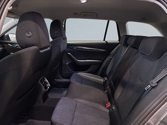 Skoda Octavia 13 of 21