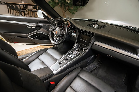Porsche 911 28 of 30