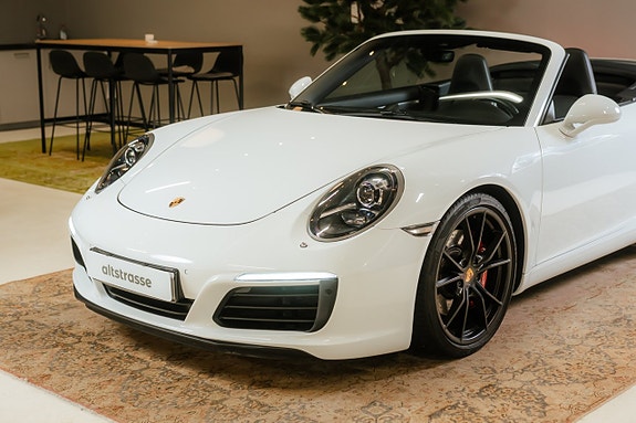 Porsche 911 3 of 30