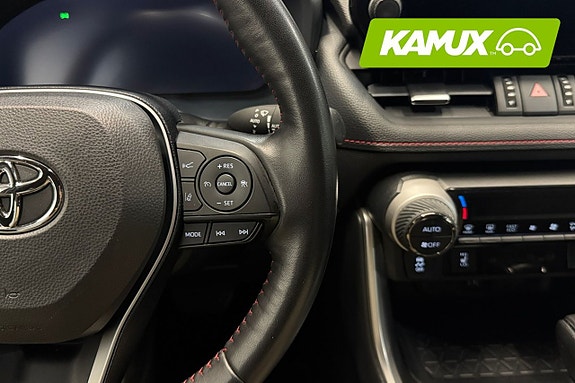 Toyota RAV4 Plug-in Hybrid 22 of 25