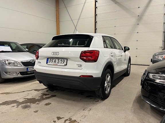 Audi Q2 3 of 12