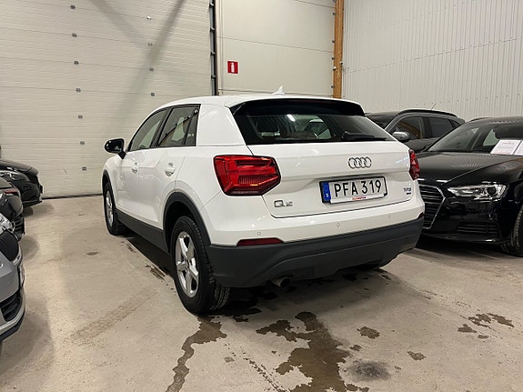 Audi Q2 5 of 12