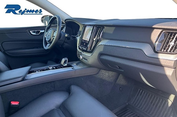 Volvo XC60 17 of 27