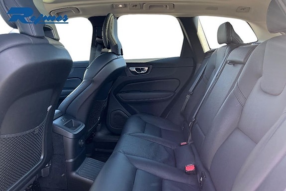 Volvo XC60 21 of 27