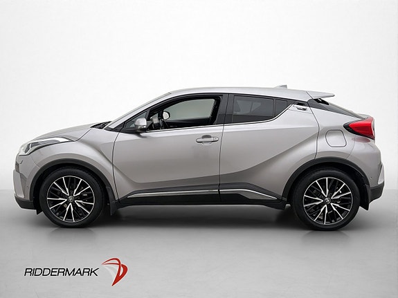 Toyota C-HR 4 of 30
