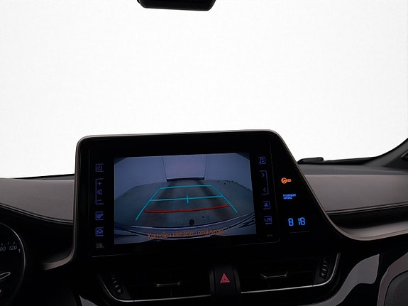 Toyota C-HR 23 of 30