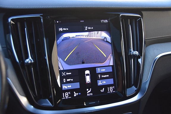 Volvo V60 Cross Country 23 of 23