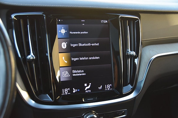 Volvo V60 Cross Country 20 of 23