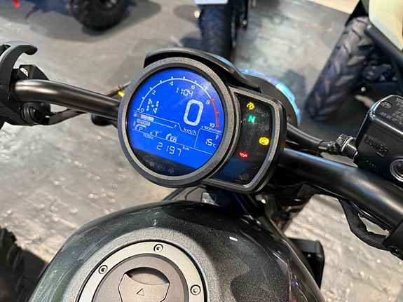Honda CMX1100 D Rebel DCT  219mil 3 of 6
