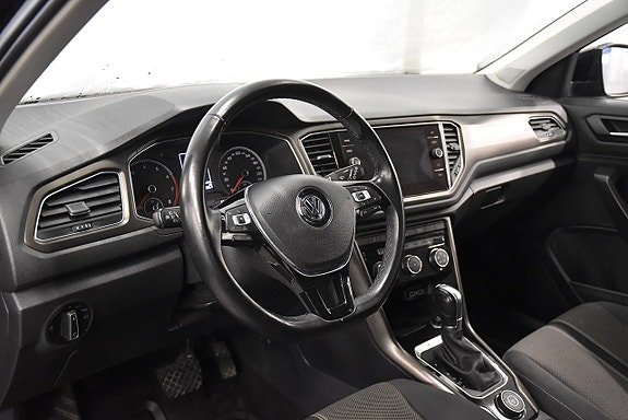 Volkswagen T-Roc 9 of 18