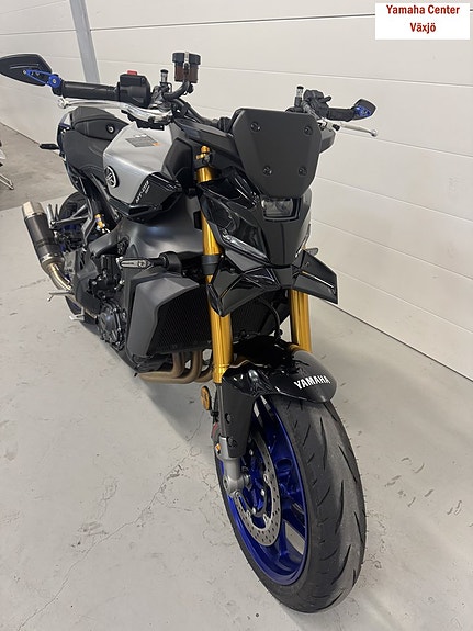 Yamaha MT-09 SP *Akrapovic* Maxad utrustning 3 of 11
