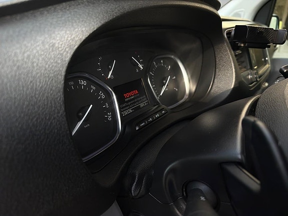 Toyota Proace 29 of 30