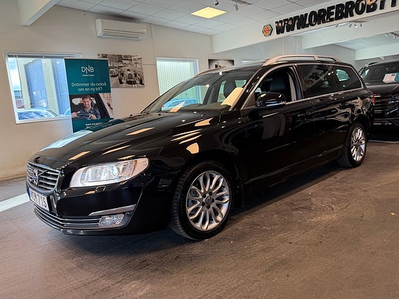 Volvo V70 2 of 30