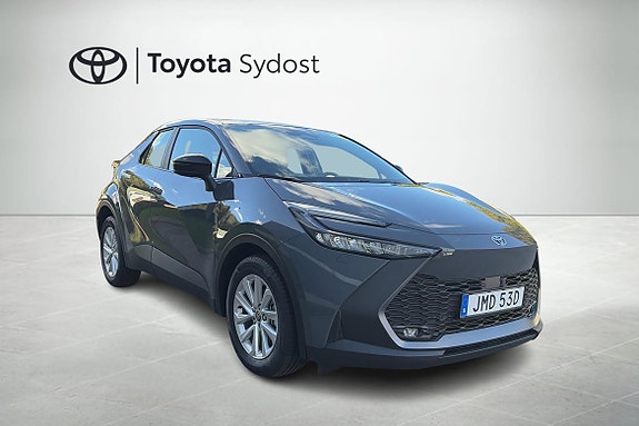 Toyota C-HR 15 of 17