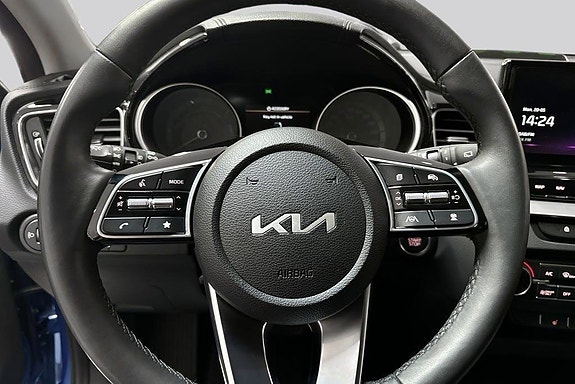 Kia Ceed 8 of 16