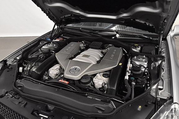 Mercedes-Benz SL63 13 of 21