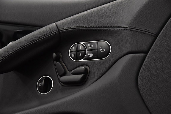 Mercedes-Benz SL63 19 of 21