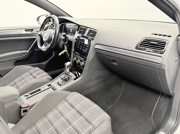 Volkswagen Golf I 10 of 22
