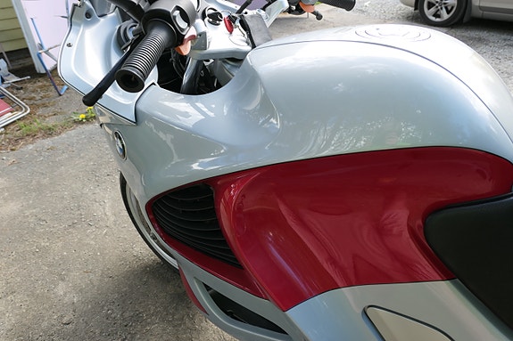 BMW K 1200 RS. Tre ägare. 2300 mil 11 of 16