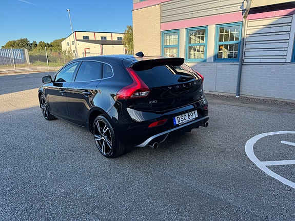 Volvo V40 5 of 14