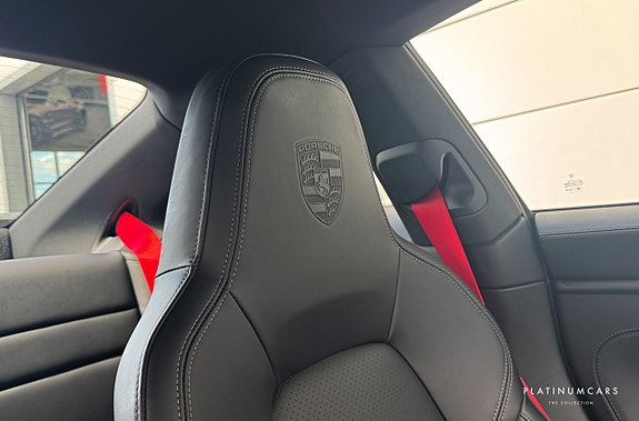 Porsche 911 8 of 21