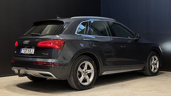 Audi Q5 9 of 30