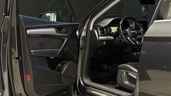 Audi Q5 12 of 30