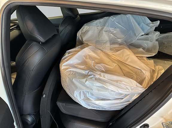 Toyota C-HR 7 of 16