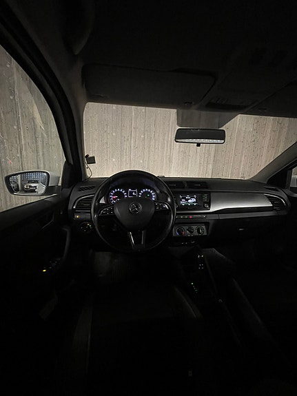 Skoda Fabia 9 of 13