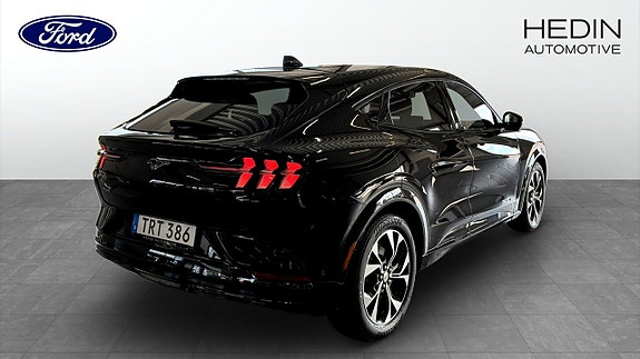 Ford Mustang Mach-E 2 of 9