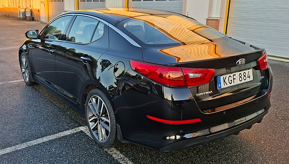 Kia Optima 8 of 14