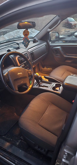 Jeep Grand Cherokee 4 of 4