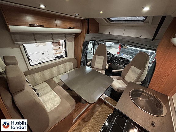 Adria MATRIX M 680SL 9 of 11