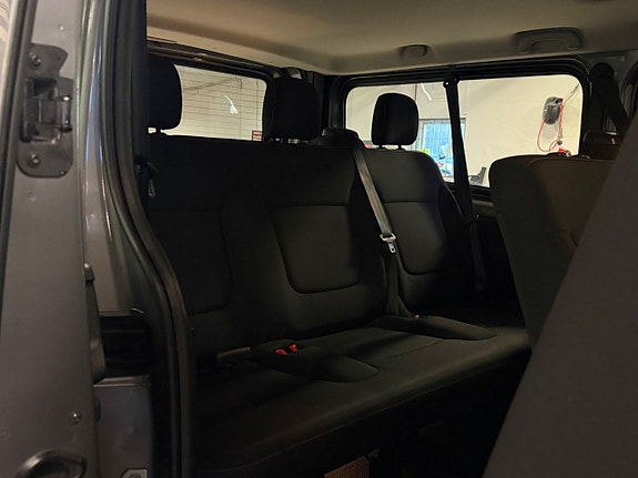Renault Trafic 17 of 18