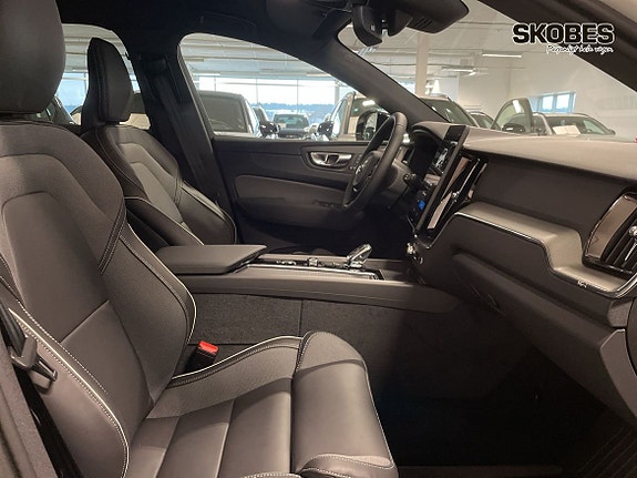 Volvo XC60 17 of 19