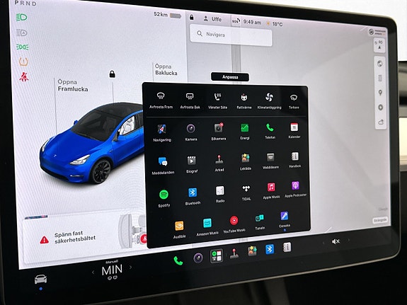 Tesla Model Y 23 of 30