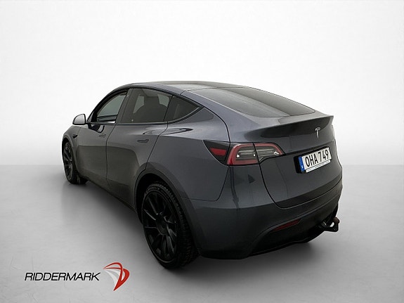 Tesla Model Y 6 of 30