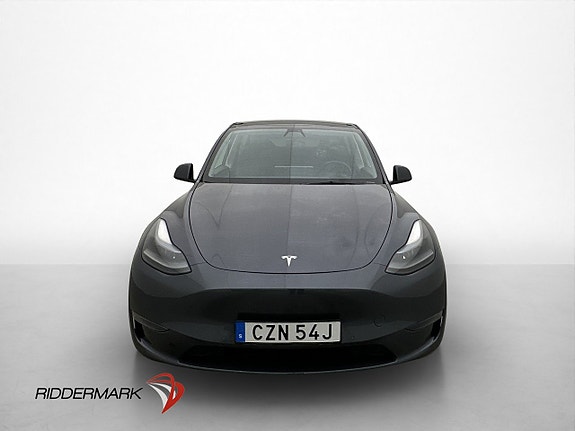 Tesla Model Y 3 of 30